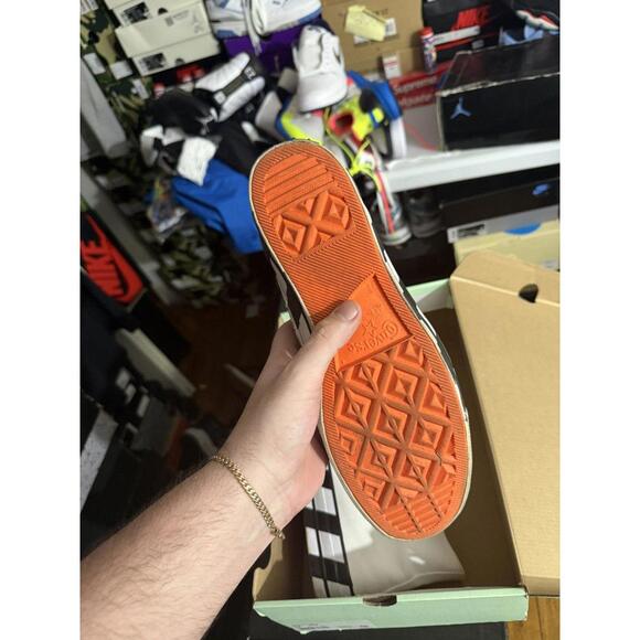 Off white converse sz 9.5 - Picture 5 of 7